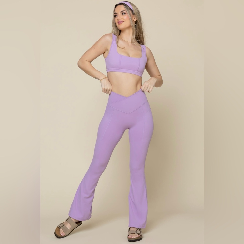 Popflex Crisscross Hourglass® Flared Leggings with Pockets; Size XXS 29” inseam